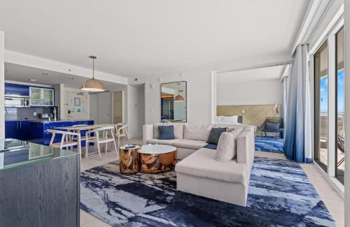Central Beach Apartment | 2BR W Residence FLL, OCEAN VIEWS, Infinity pool, hot tub, large balcony, easy amentiy access