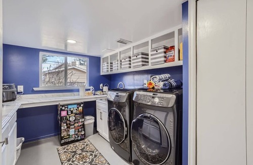 Scenic Heights Apartment | 2BR Wellness Retreat in Arvada | Cold Plunge