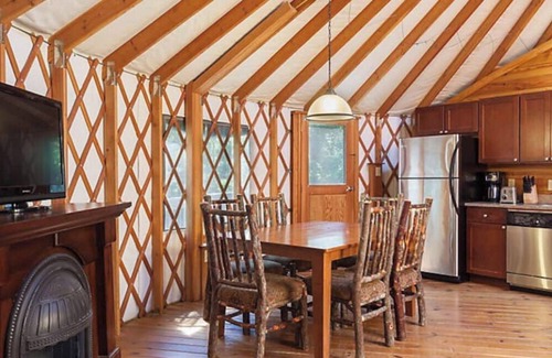 Gordonsville Resort | 2BR Yurt Shenandoah Xing Resort w/Amenities