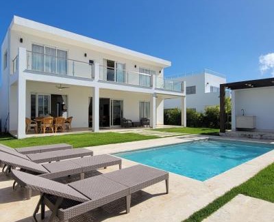 Playa Chiquita Villa | 2JA Management Group - SOV Properties