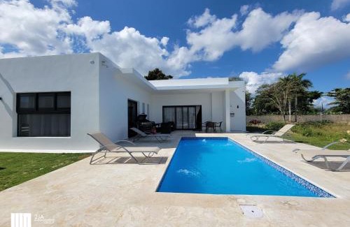 Playa Chiquita Villa | 2JA Management Group - SOV Properties