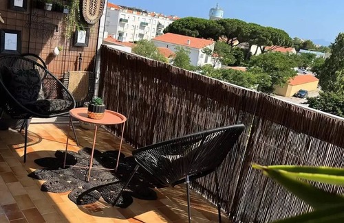 La Jetee Apartment | 2JETEE25 Studio cabin air-conditioned, wifi, balcony, for 2 in Canet Plage