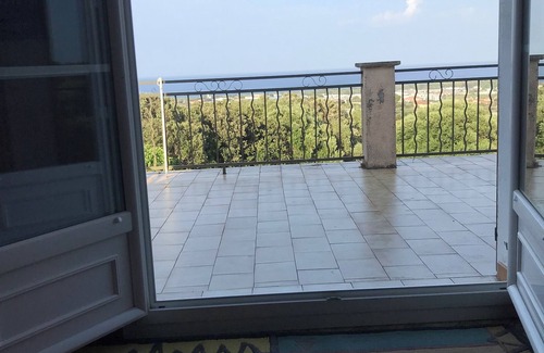 Furiani House | 2km from sandy beaches, comfortable apartment in quiet detached villa