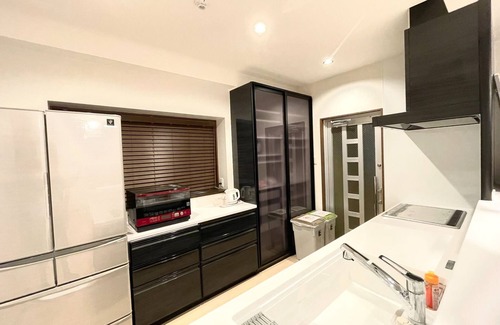 Kuwae Apartment | 2LDK Family Room A few minutes on foot to America/Nakagami-gun Okinawa