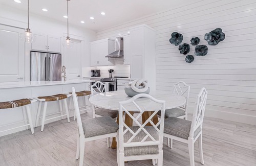 Cinnamon Shore Condo | 2nd-Fl, Pet-Friendly Condo@Cinnamon Shore w/Resort-Like Pools & Amenities!