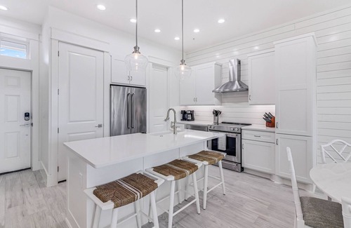 Cinnamon Shore Condo | 2nd-Fl, Pet-Friendly Condo@Cinnamon Shore w/Resort-Like Pools & Amenities!