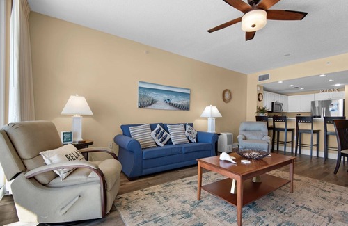 Long Beach Condo | 2nd Floor-Front Row Beach Chairs! Beachfront at Majestic Beach!