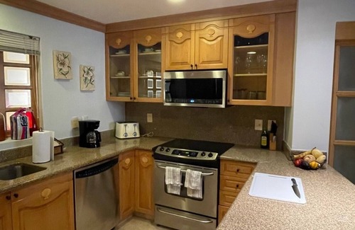 Flamingos Condo | 2nd Floor Luxury Awaits