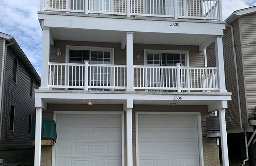 Gold Coast House | 2nd Floor Unit in Ocean City's Gold Coast with Rooftop Deck