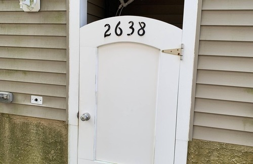 Gold Coast House | 2nd Floor Unit in Ocean City's Gold Coast with Rooftop Deck