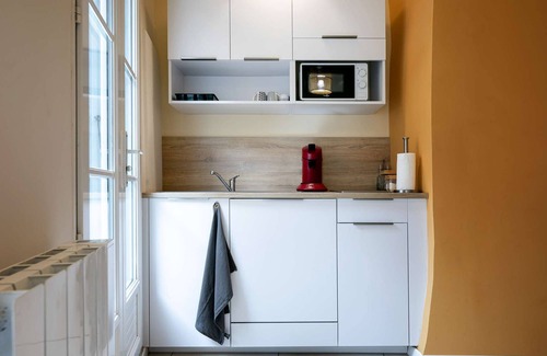 Saint-Mathieu Apartment | 2nd floor - Yellow - 1 bedroom