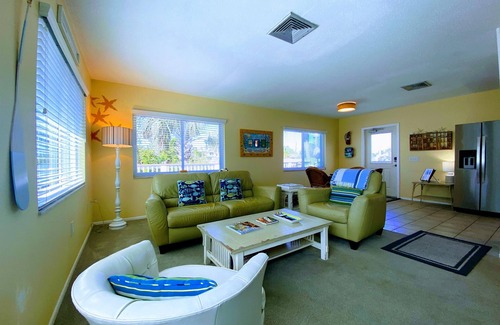 Anna Maria House | 2nd House from the Beach with No Roads to Cross