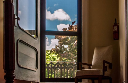 South Main Street Apartment | 2nd of 4 Hotel-Style Apts in Historic Row House - Walk to HWS, Lake, Linden St.