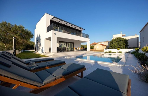 Municipality of Sukosan Villa | 2Olives house