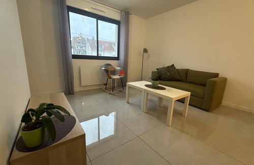 Saintry-sur-Seine Apartment | 2p recent very bright edge of Seine