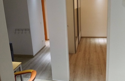 Floersheim Apartment | 2Room Souttrain Apartment Flörsheim near Frankfurt Airport Opel City