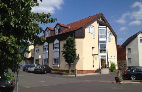 Fernwald Apartment | 2x Einzelbetten - Gästezimmer - 11min von Gießen Zentrum 8,4km in Fernwald