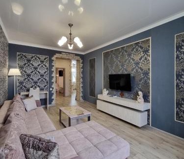 Oskemen Apartment | 2x SuperLUX Arbat Chehova-Kirova 55