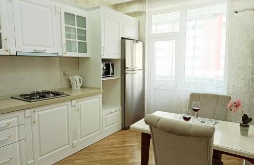 Baku Apartment | 3 комнатная VIP квартира возле метро