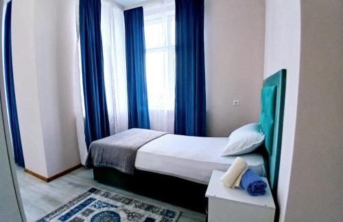 Aktau Apartment | 3-х комнатные апартаменты в ЖК ТРИ КОРОНЫ