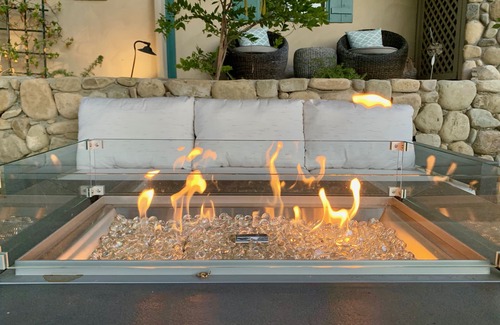 Oak View Apartment | $3,000 Off! Sunset Patio w/fire-pit and Epic views!