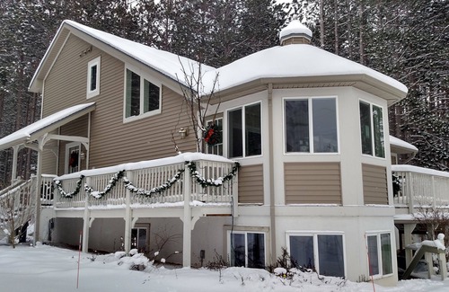Thompsonville House | 3,000 Sq/Ft Crystal Mountain Resort Home