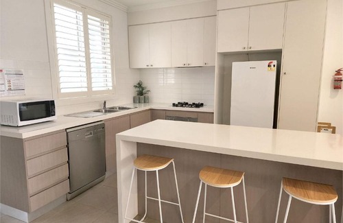 Umina Beach Apartment | 3 186 West St Umina