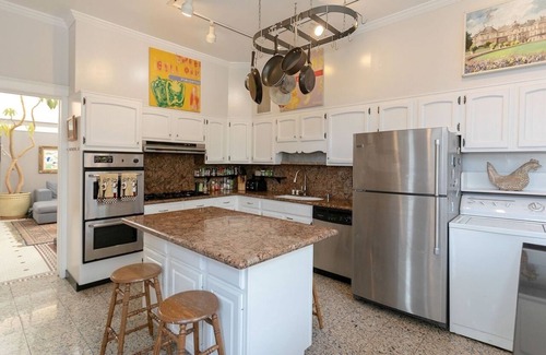 Lakeshore House | 3,200 sf in best area. Towering Palm Trees Outside. Gorgeous Original Art Inside