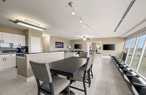 Fort Worth Condo | 3/3 Condo on Texas Motor Speedway