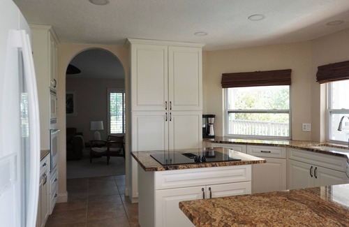 Tierra Verde House | 3/3 Key West Style Home-Heated Pool & Tiki Bar