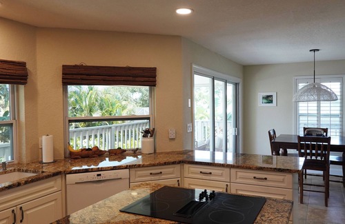 Tierra Verde House | 3/3 Key West Style Home-Heated Pool & Tiki Bar