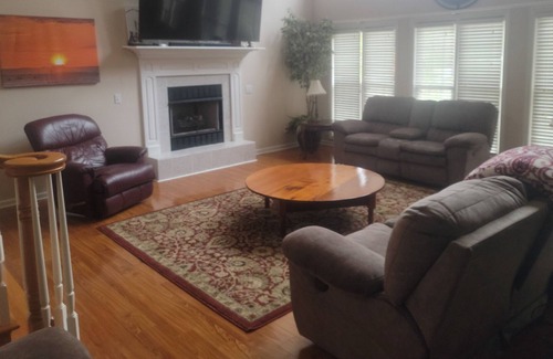 Fair Play House | 3-305 - Woodhaven * Lakefront * WIFI * Pets Welcome *