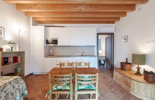 Pralboino Other | 3) 4) Cozy One-Bedroom Apartment in Agriturismo with Queen Bed and Sofa Bed