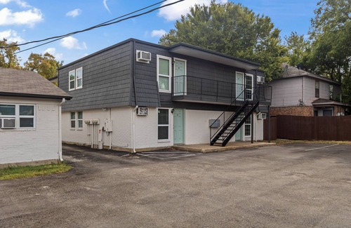 Central Arlington House | 3/4 mile to AT&T Stadium : Prime Location! Sleeps6