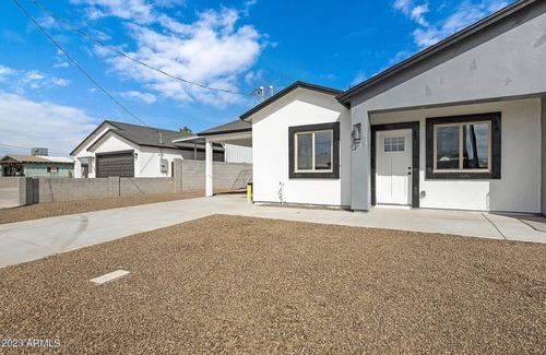 Estrella Apartment | 3.8 Miles From Downtown Phoenix #C