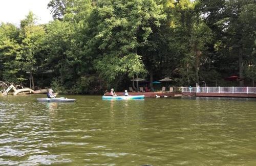 Hopatcong House | 3 Acre Lake Paradise Swimming Pool & Jacuzzi HotTub!
