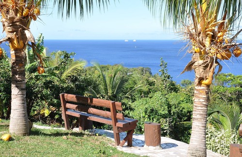 Tanetane House | 3 acres of tropical gardens, views of the Caribbean sea