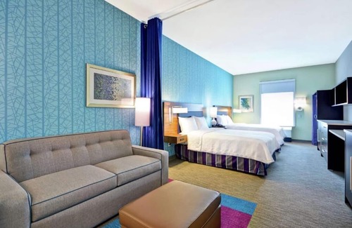Ferry Pass Hotel | 3 Affordable Units! Onsite Pool, Breakfast, Minutes to Five Flags Speedway