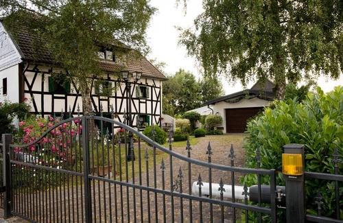 Irlenborn Apartment | 3 * - Apartment room Cologne/Bonn