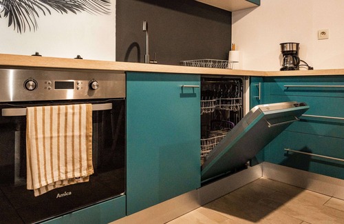 Centre-Ville Apartment | 3* apartment with swimming pool in saint pierre center.