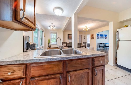 Cuyahoga Falls House | 3 b 2 b cuyahoga fallls