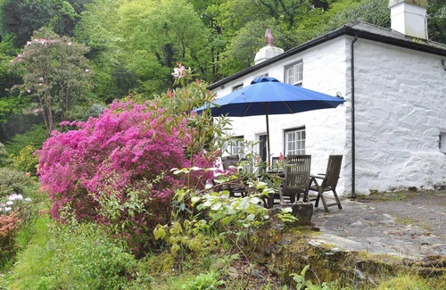 Beddgelert Cottage | 3 bedroom accommodation in Beddgelert near Porthmadog