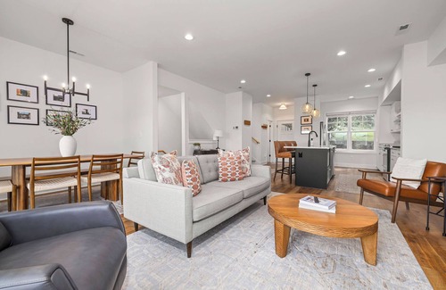 Lynchburg House | 3 BD 2.5 BATH Luxe Townhome w/Garage in Downtown Lynchburg!