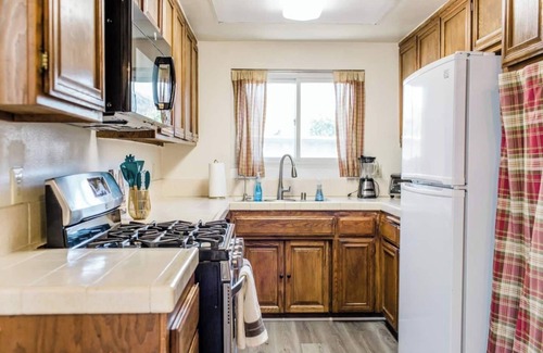 Torrance House | 3 BD/Family Friendly/Great Location