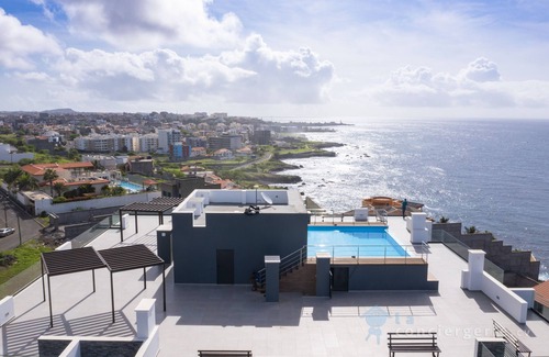 Praia Apartment | 3 bdr aprt, amazing seaview, rooftop pool - LCGR