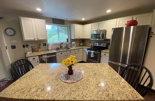 Nehalem House | 3 bdrm Tovar house: Nehalem Bay, close to Manzanita quiet neighborhood