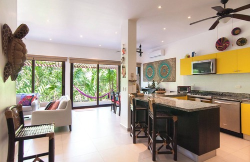 Akumal House | 3 Bdrm. townhouse in gorgeous Akumal with WiFi & AC. Beach Club steps away!