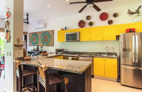 Akumal House | 3 Bdrm. townhouse in gorgeous Akumal with WiFi & AC. Beach Club steps away!