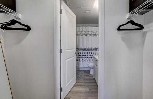 Sage Hill Apartment | 3 Bed 1.5 Bath 20 min DT 1 hour Canmore