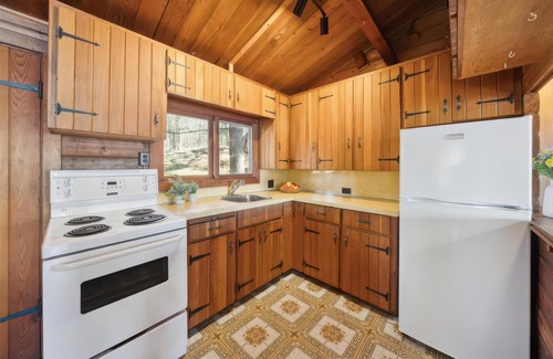 Minett Cottage | 3 bed 1 bath cottage on Lake Rosseau
